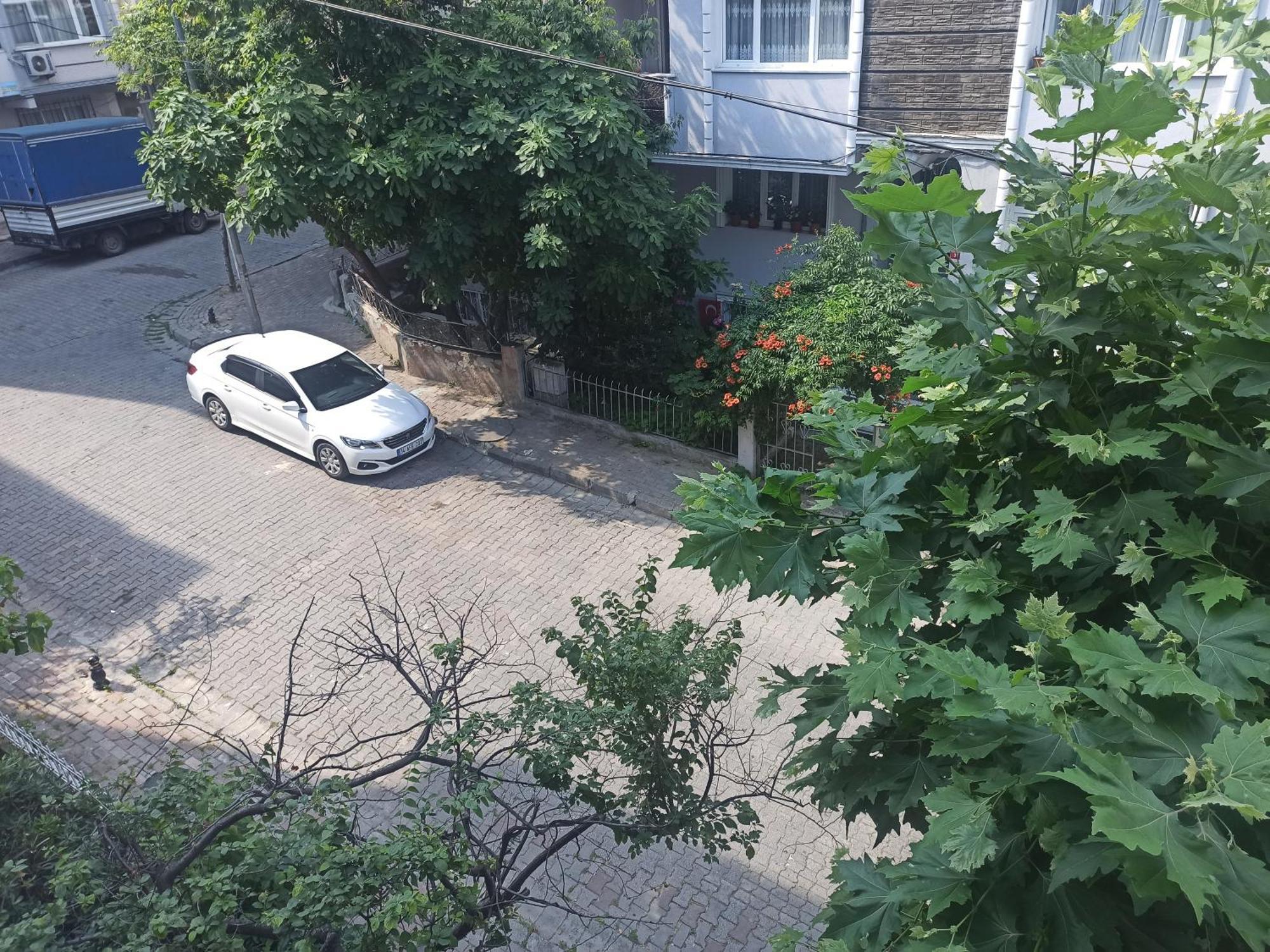 Private Room Close To Merter And Gungoren Textile Center Istanbul Exterior foto